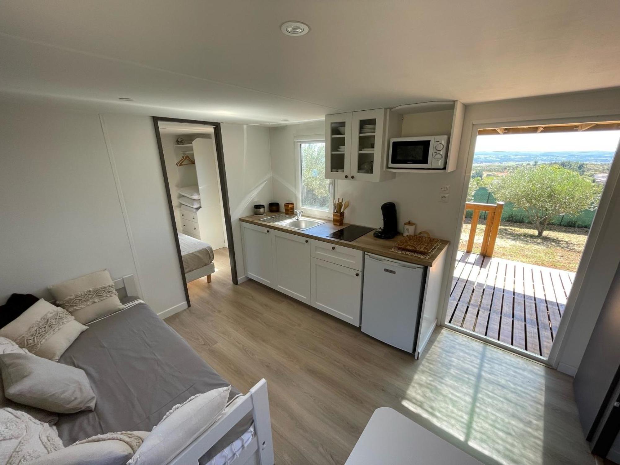 Mobil-Home En Pleine Nature A 3 Mins Du Lac Du Salagou Avec Vue Panoramique Lacoste  Exterior photo